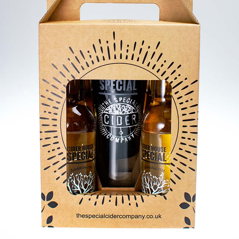 4 x 330ml Bottle Gift Box with Pint Glass and Beanie Hat